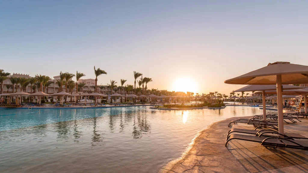 الفندق الباتروس بالاس ريزورت - الغردقة